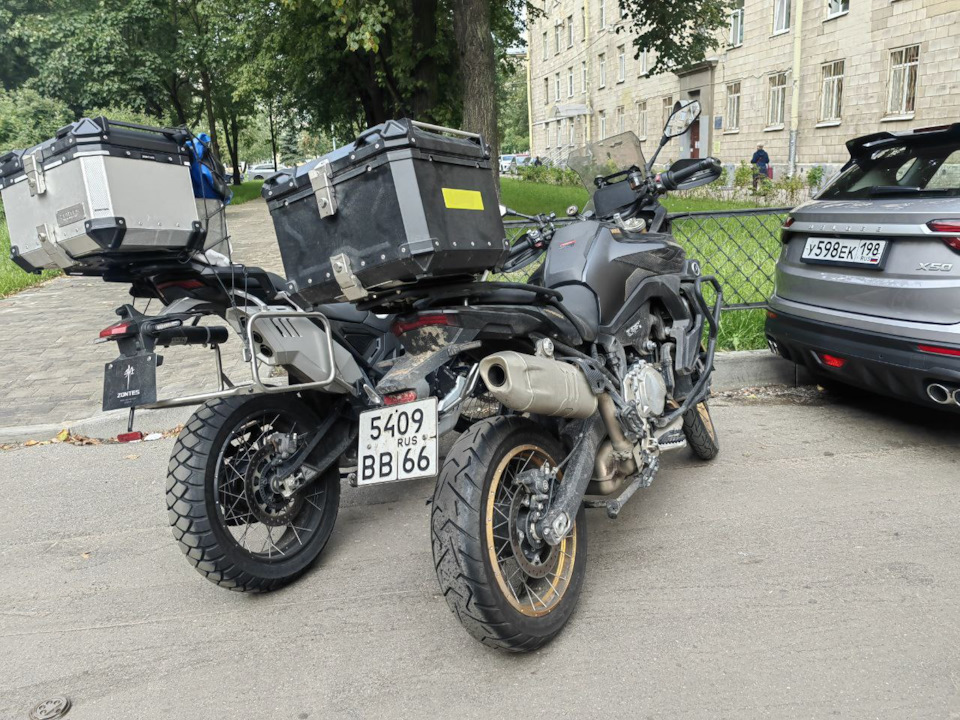 Небольшое сравнение Vodge 900 DSX и Zontes 703 F (продолжение)